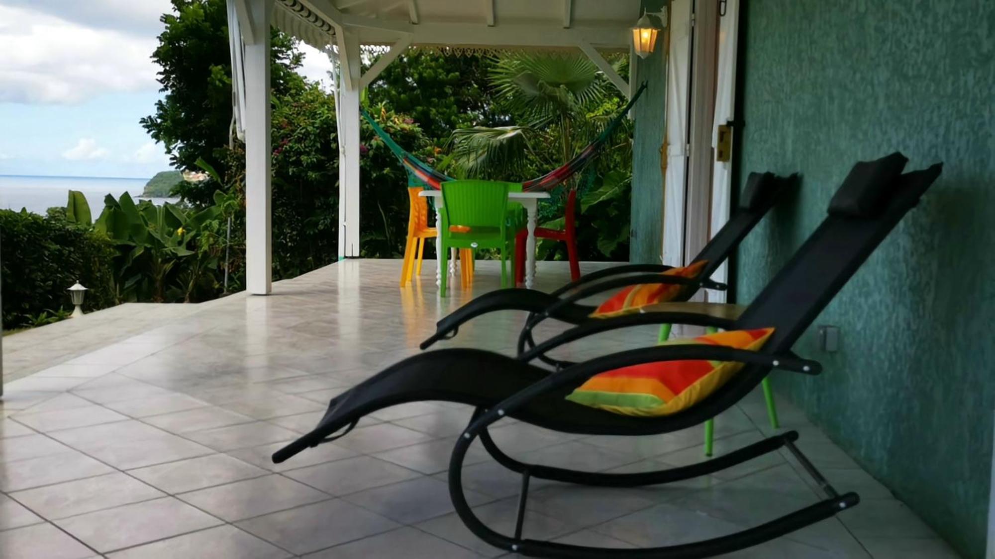 Les Petites Fleurs De Poirier Villa Bouillante Ngoại thất bức ảnh